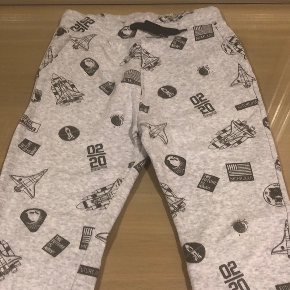 Space pants - Picture 4 of 6